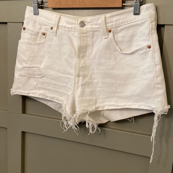 Levi’s 501 high rise denim cutoff shorts white distressed button fly size 29 - Picture 8 of 14
